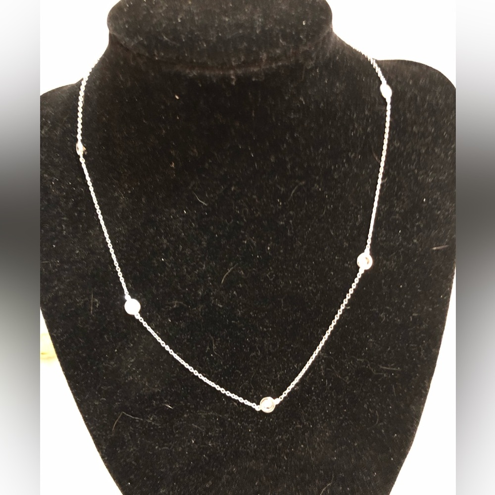 Vintage fixed crystal necklace